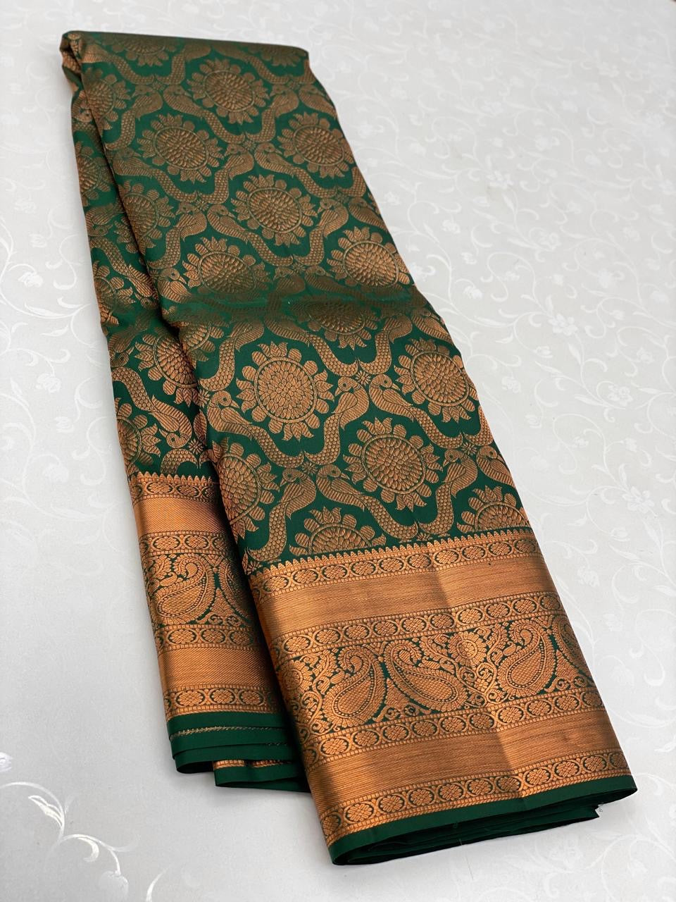 Classic Bottle Green 2gm Zari Elegance Kanchipuram Handloom Silk Saree SS23625