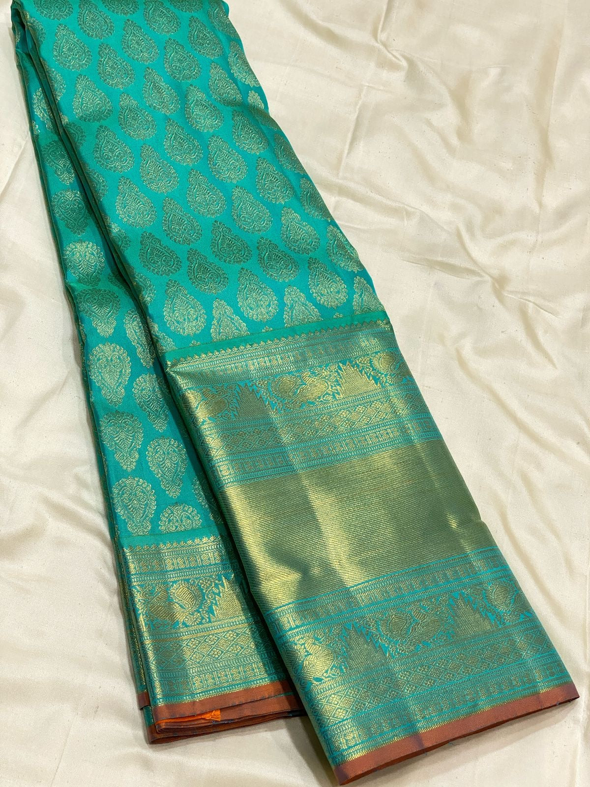 Classic Sea Green & Orange Brocade 2gm Zari Bridal Elegance Kanchipuram Handloom Silk Saree SS24378