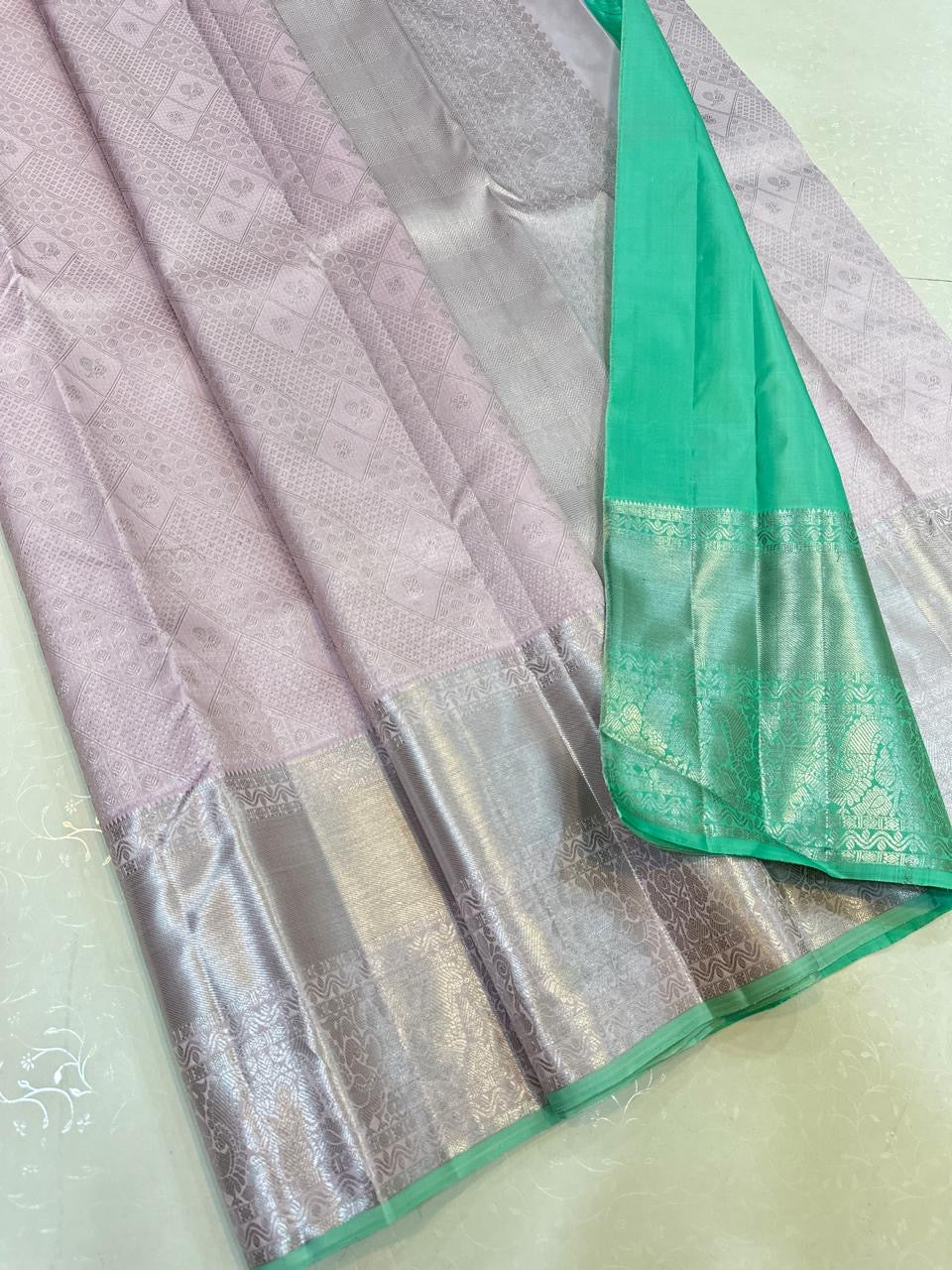 Classic Pastel Pink Tint & Sea Green Silver Zari Bridal Elegance Kanchipuram Handloom Silk Saree SS23576