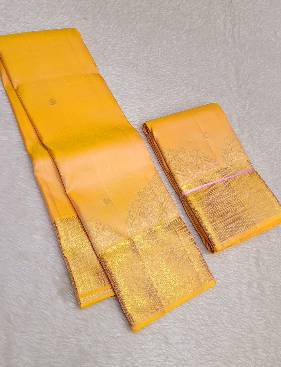 Classic Sunny Yellow 2gm Zari Kanchipuram Handloom Silk Saree SS26561