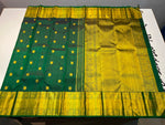 Load image into Gallery viewer, Classic Emerald Green Bridal Elegance Kanchipuram Handloom Silk Saree SS28064
