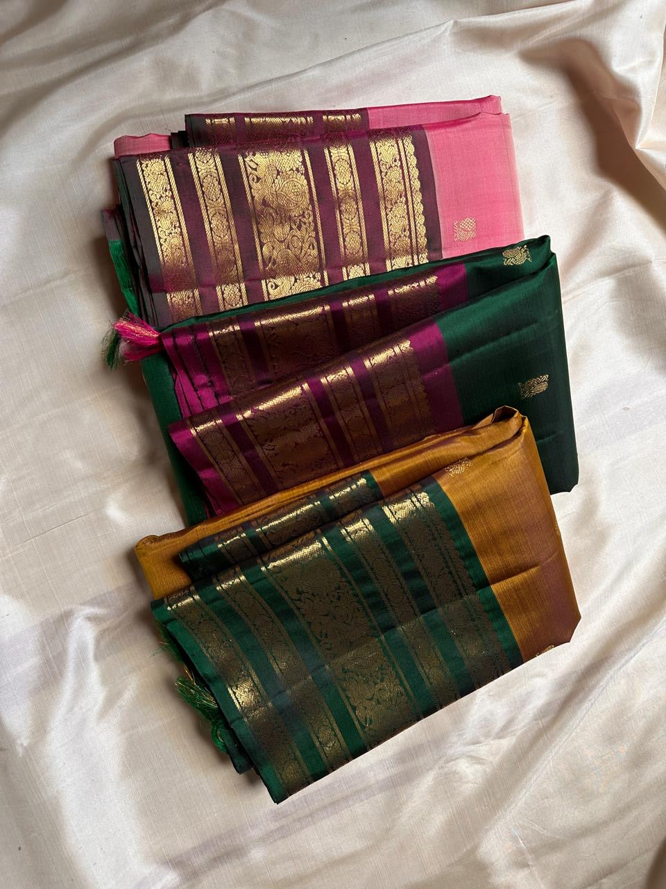 Classic Pink & Olive Green 2gm Zari Elegance Kanchipuram Handloom Silk Saree SS24778