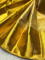 Load image into Gallery viewer, Classic Gold 2gm Zari Bridal Elegance Kanchipuram Handloom Silk Saree SS24820
