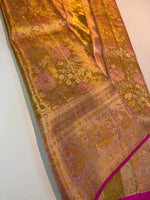 Load image into Gallery viewer, Classic Gold &amp; Pink Bridal Elegance Kanchipuram Handloom Silk Saree SS26893
