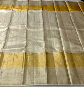 Rekha Inspired Classic Butter Cream & Shimmer Gold 2gm Zari Kanchipuram Handloom Silk Saree SS25732