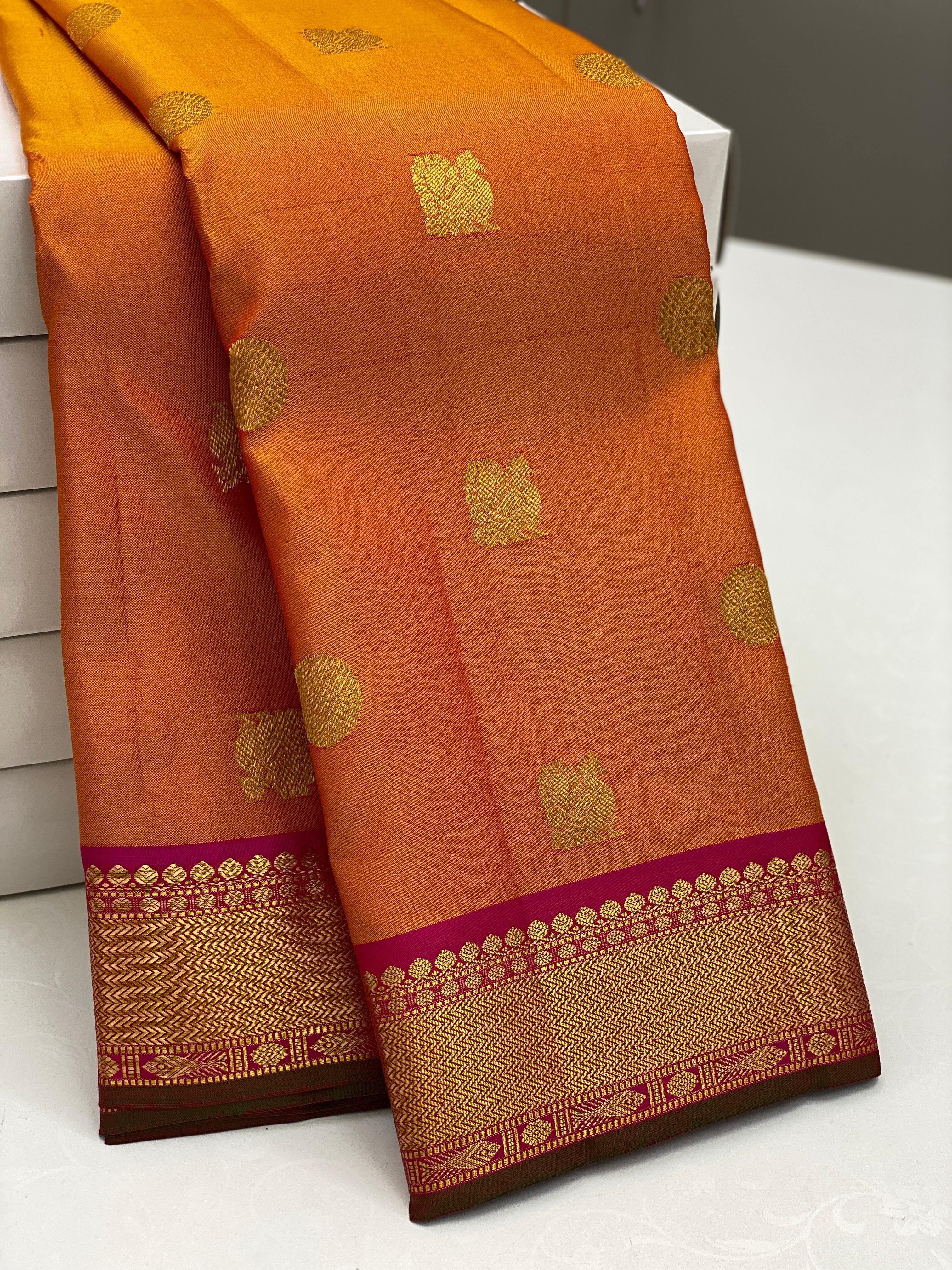 Classic Orange & Pink 2gm Zari Elegance Kanchipuram Handloom Silk Saree SS23751