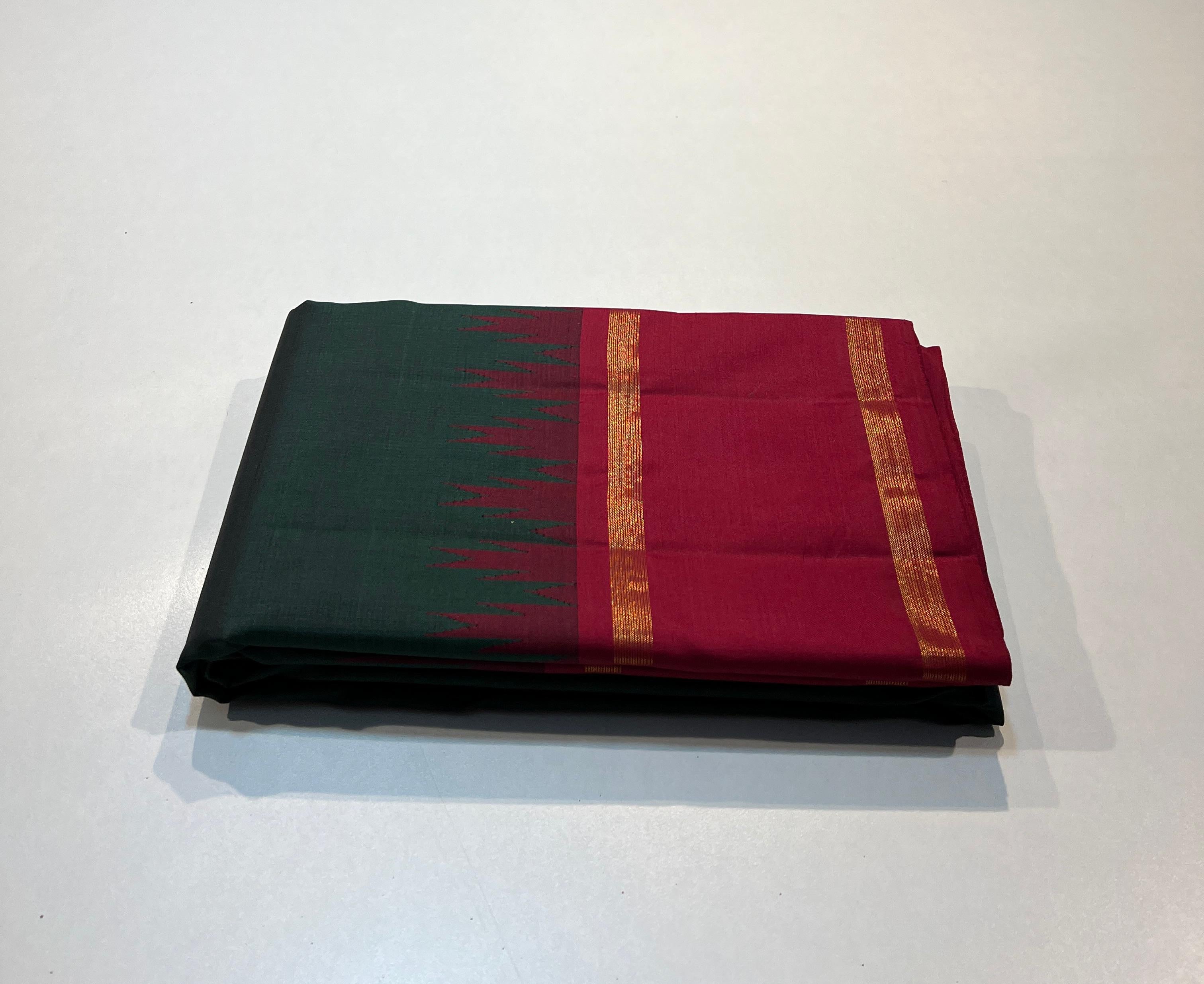 Classic Thazhampoo Arakku Red 2gm Zari Elegance Kanchipuram Silk Saree SS23840