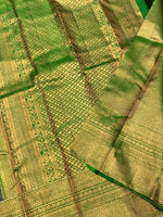 Load image into Gallery viewer, Classic Steel Blue &amp; Green 2gm Zari Elegance Kanchipuram Handloom Silk Saree SS25436
