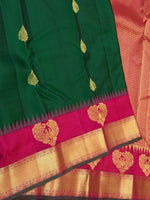 Load image into Gallery viewer, Classic Emerald Green &amp; Deep Pink 1gm Zari Elegance Kanchipuram Handloom Silk Saree SS28066
