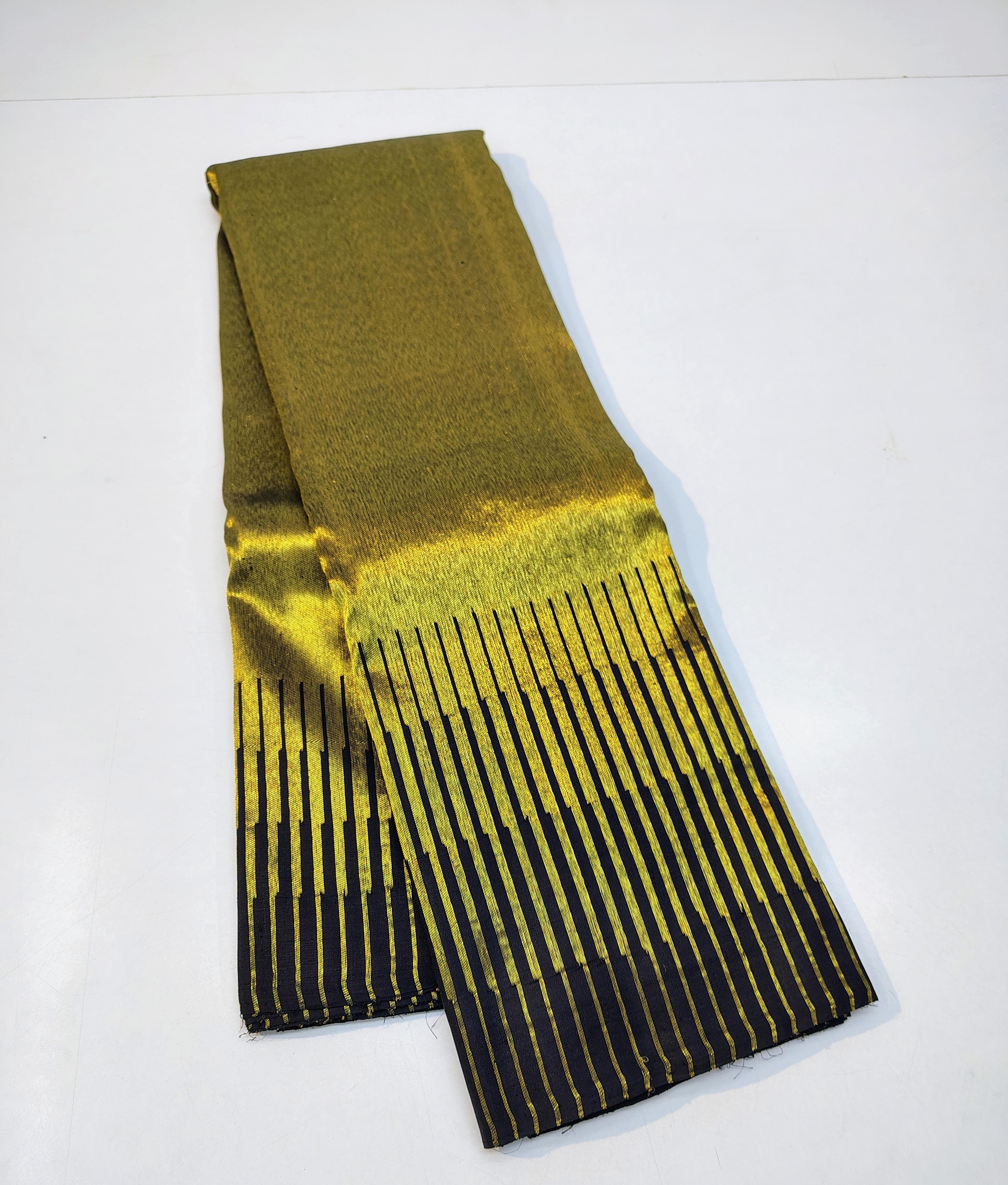 Classic Gold & Charcoal Black Elegance Kanchipuram Handloom Silk Saree SS24829