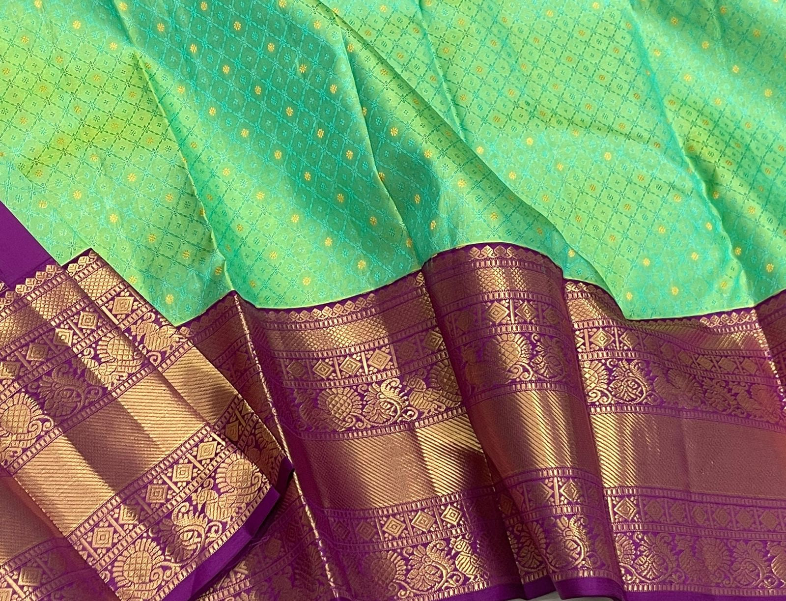 Classic Sea Green & Vadamalli 1gm Zari Elegance Kanchipuram Handloom Silk Saree SS24806