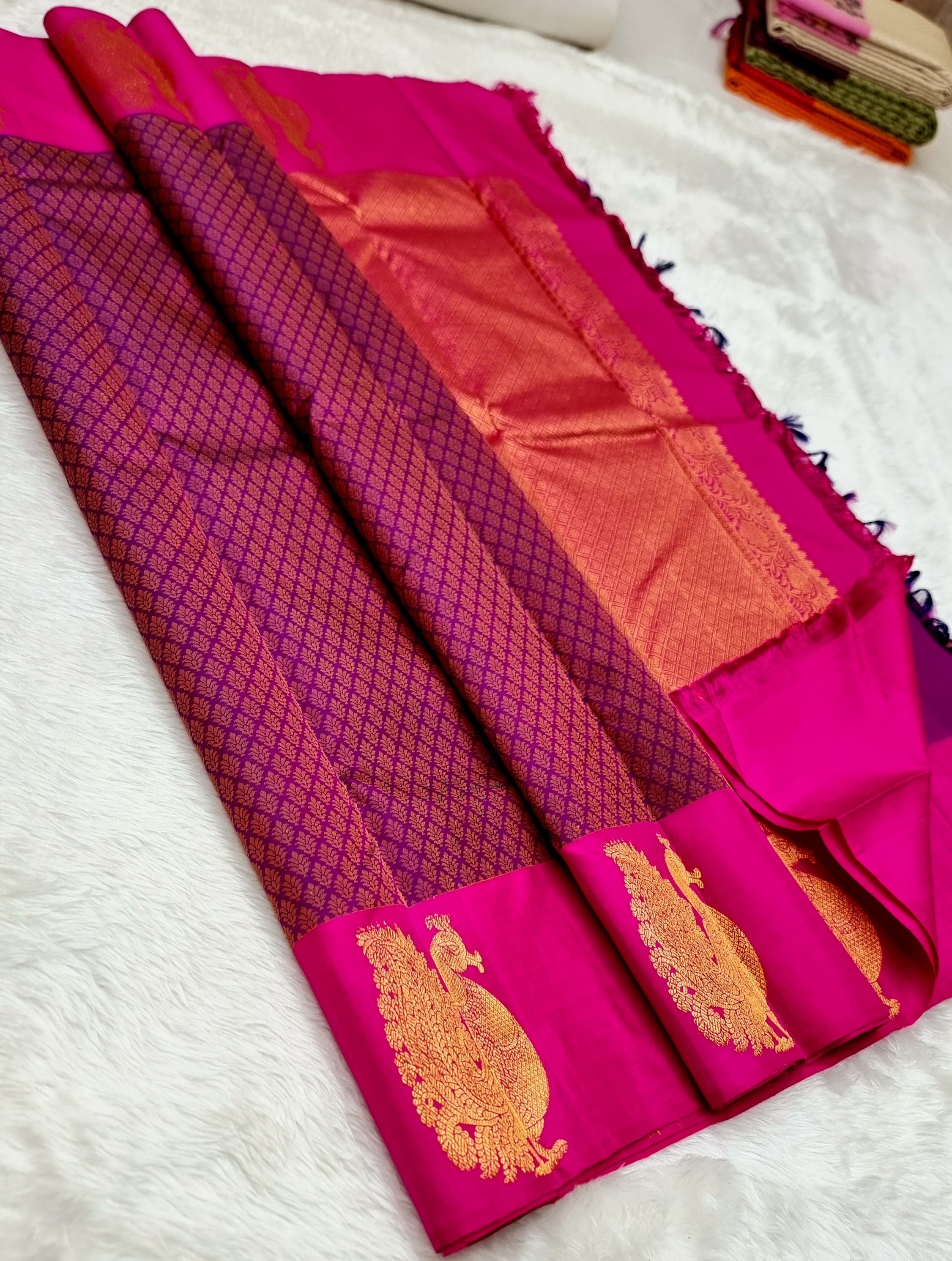 Classic Dark Plum & Fuchsia Pink 2gm Zari Elegance Kanchipuram Handloom Silk Saree SS25220