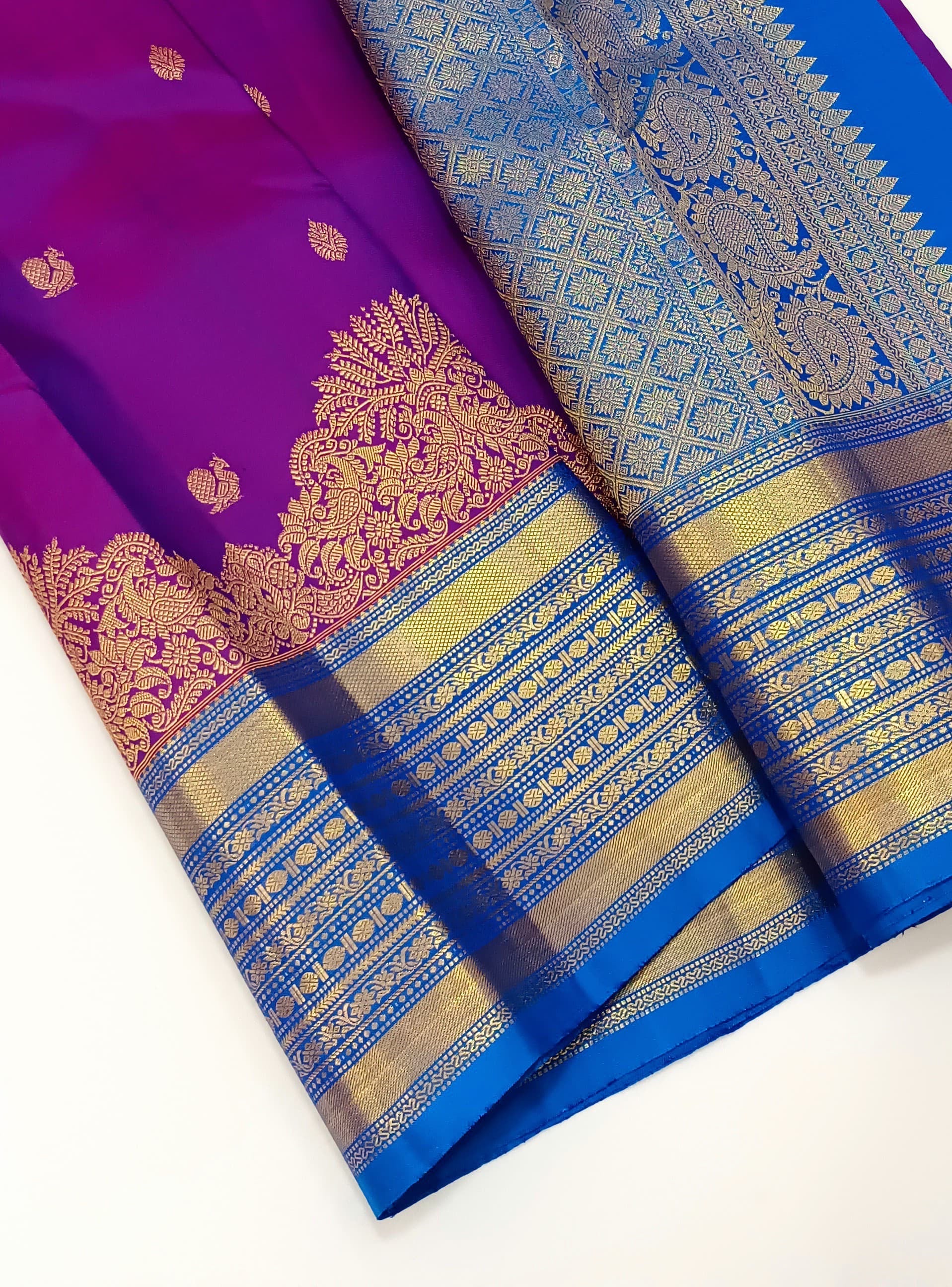 Classic Vadamalli & Azure Blue Kanchipuram Handloom Silk Saree SS25927