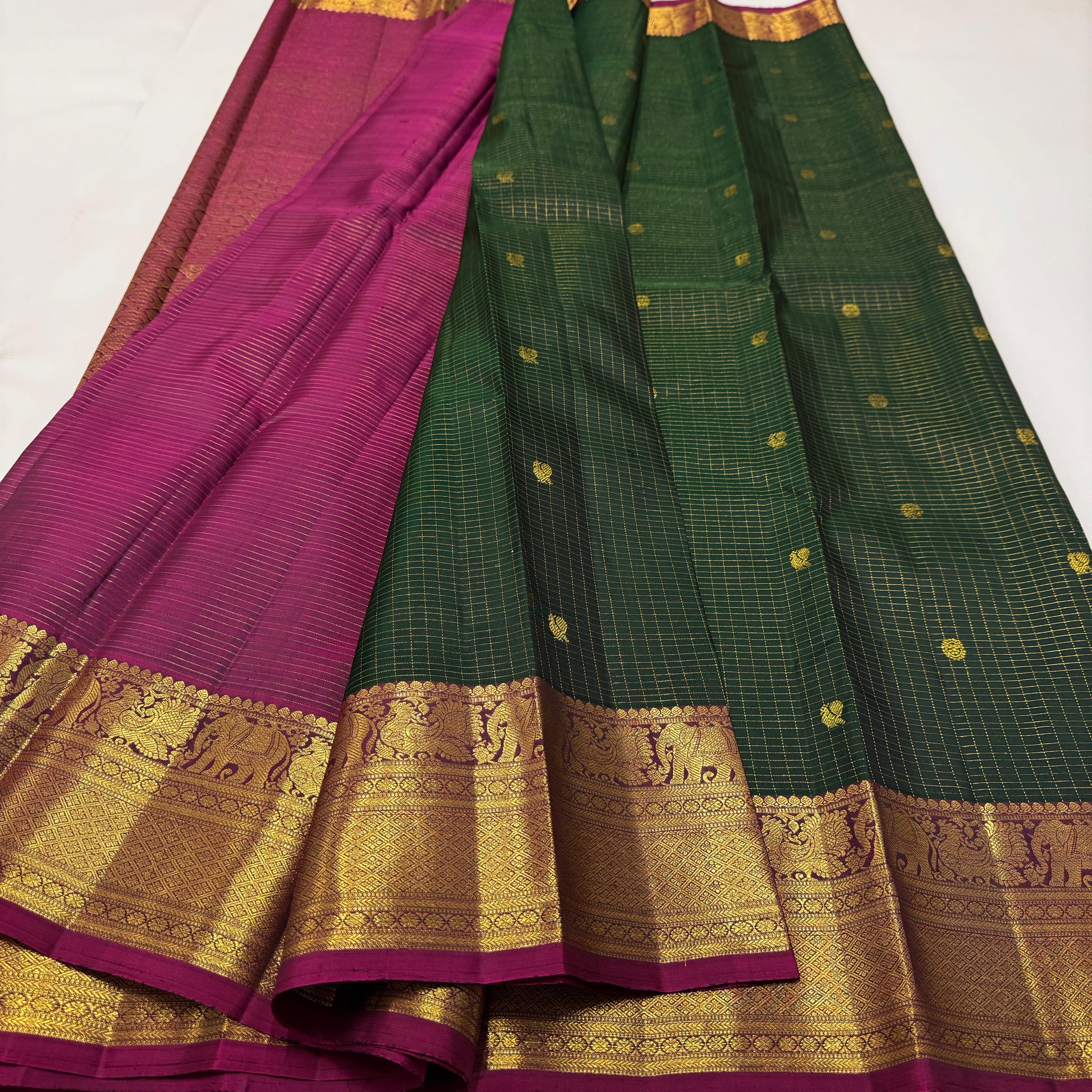 Classic Bottle Green & Deep Pink Vaira Oosi Kattam 2gm Zari Kanchipuram Handloom Silk Saree SS25937