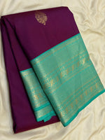 Load image into Gallery viewer, Classic Berry Plum &amp; Sea Green 1gm Zari Elegance Kanchipuram Handloom Silk Saree SS28076
