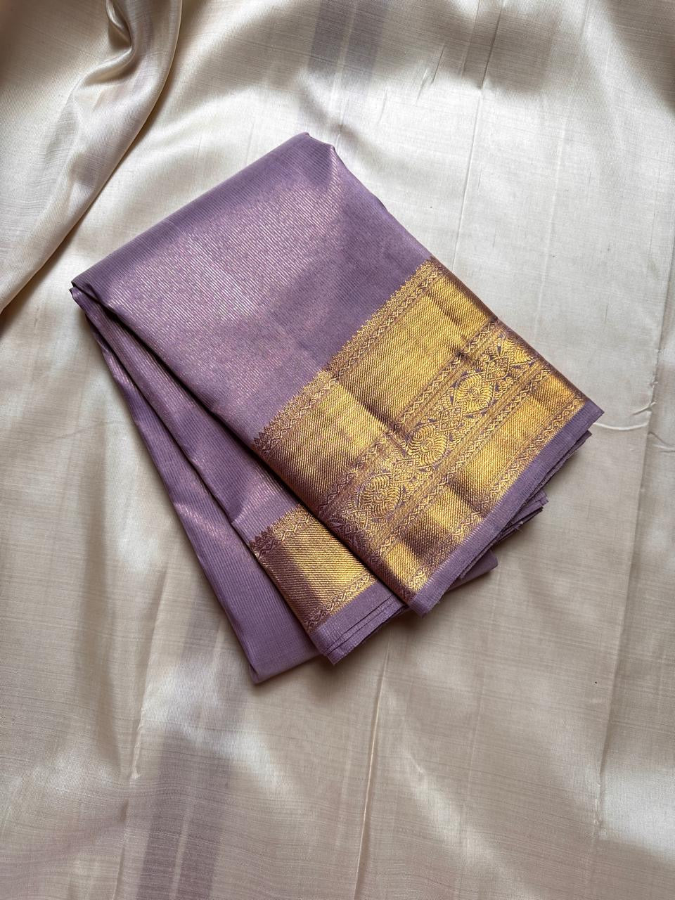 Classic Lavender Elegance Kanchipuram Handloom Silk Saree SS23679