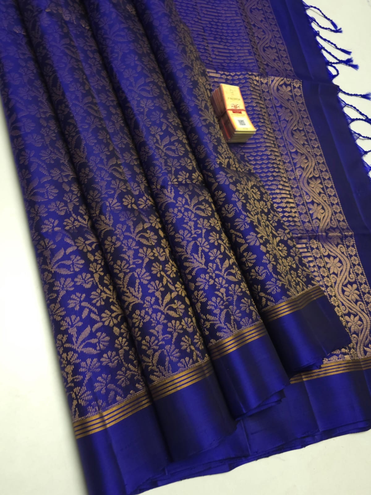 Classic Royal Blue Elegance Handloom Soft Silk Saree SS26313
