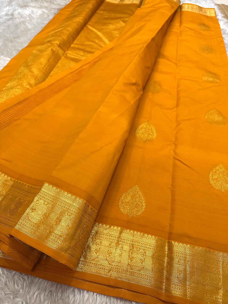Classic Golden Yellow Kanchipuram Handloom Silk Saree SS26083