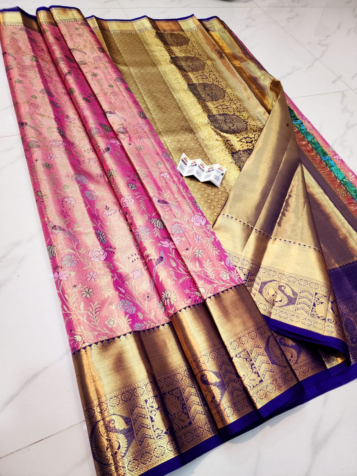 Classic Baby Pink & Navy Blue Bridal Elegance Kanchipuram Handloom Silk Saree SS25702