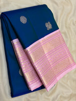 Load image into Gallery viewer, Classic Peacock Blue &amp; Baby Pink 2gm Zari Elegance Kanchipuram Handloom Silk Saree SS28274
