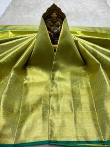 Classic Gold Green Bridal Elegance Kanchipuram Handloom Silk Saree SS24860