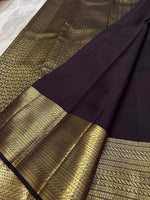 Load image into Gallery viewer, Classic Purple Brown Bridal Elegance Kanchipuram Handloom Silk Saree SS27192
