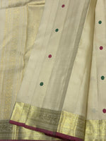 Load image into Gallery viewer, Classic Butter Cream 2gm Zari Vintage Elegance Kanchipuram Handloom Silk Saree SS27896
