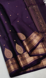 Load image into Gallery viewer, Classic Plum Double Warp Elegance Handloom Soft Silk Saree SS28246
