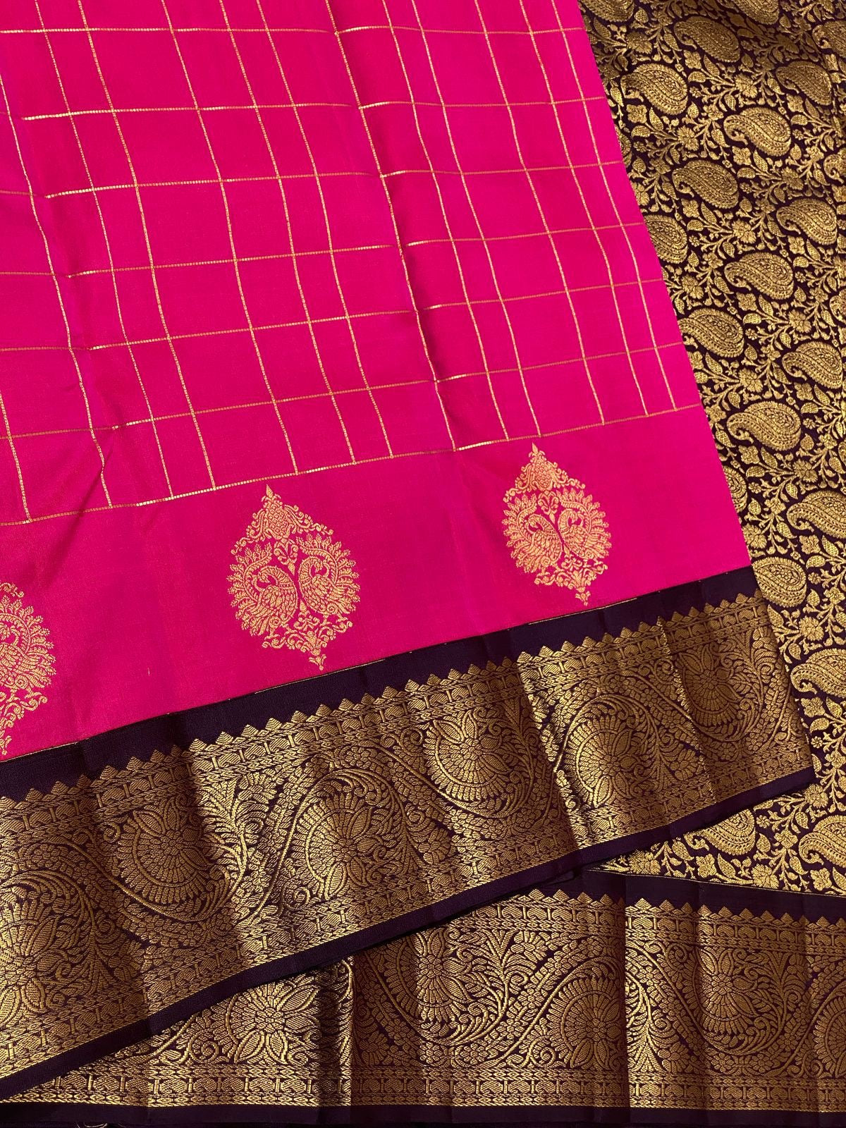 Classic Fuchsia Pink & Plum 2gm Zari Vaira Oosi Checks Elegance Kanchipuram Handloom Silk Saree SS24607