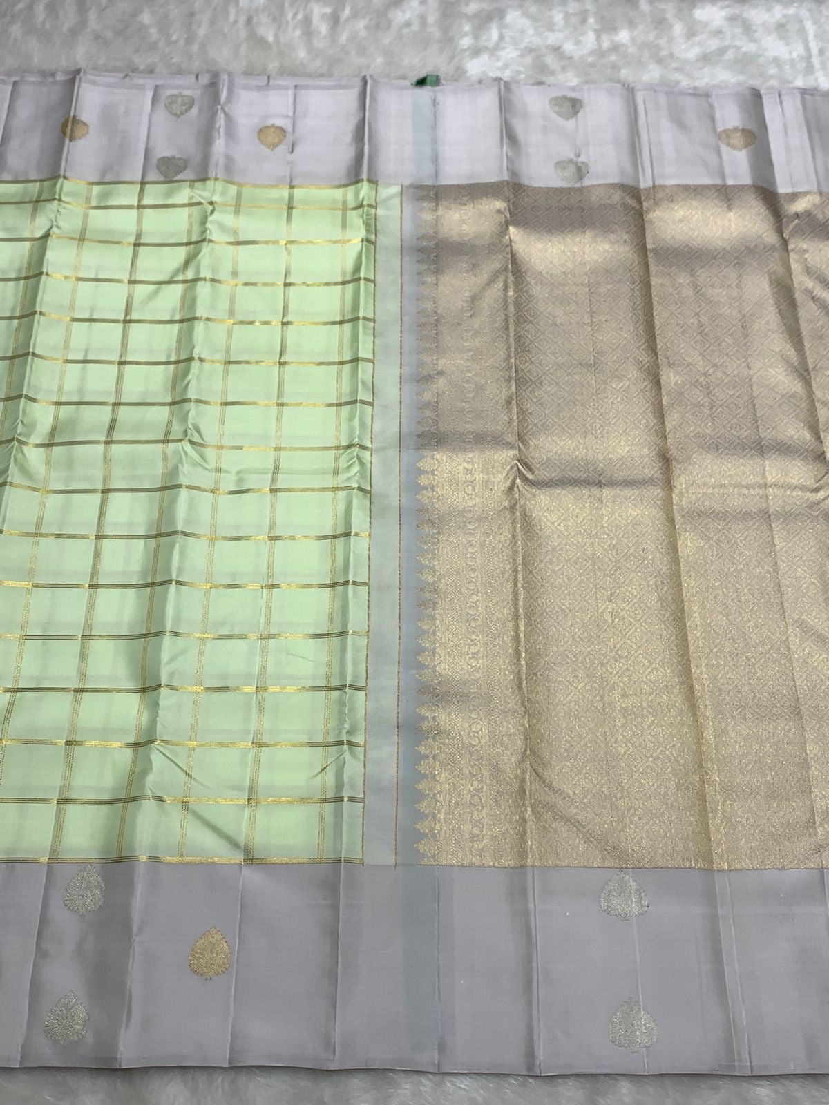 Classic Grey & Lime 2gm Zari Kanchipuram Handloom Silk Saree SS25930