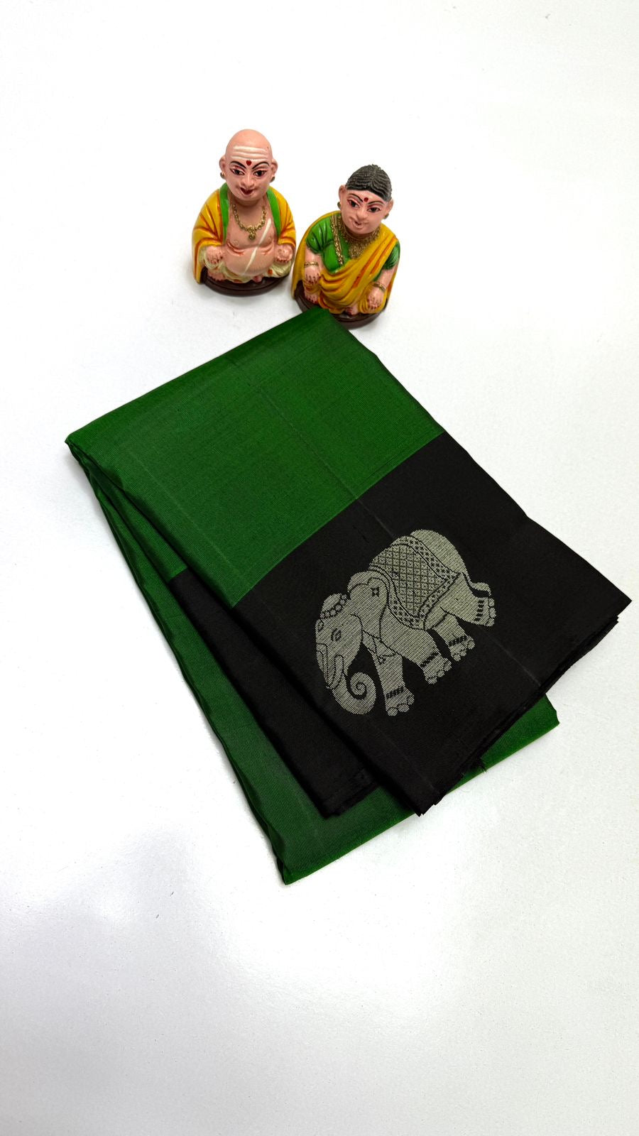 Classic Green & Charcoal Black Elegance Handloom Soft Silk Saree SS24187