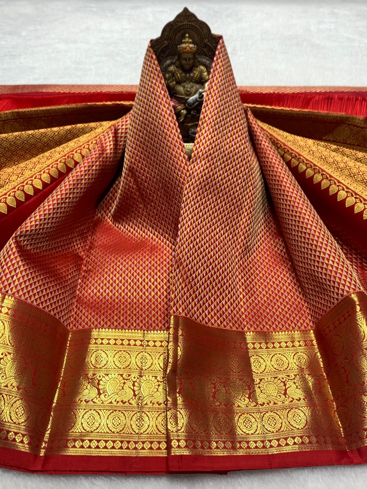 Classic Dark Orange Red 2gm Zari Bridal Elegance Kanchipuram Handloom Silk Saree SS26494