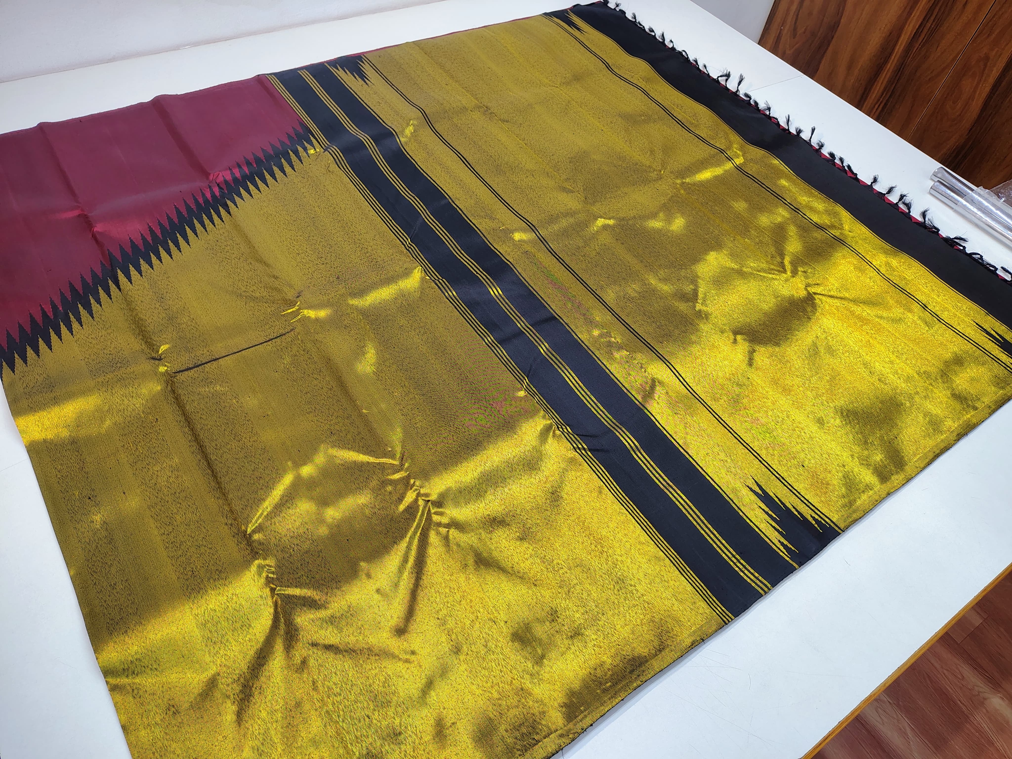 Classic Gold & Maroon Rising Border Kanchipuram Handloom Silk Saree SS26023