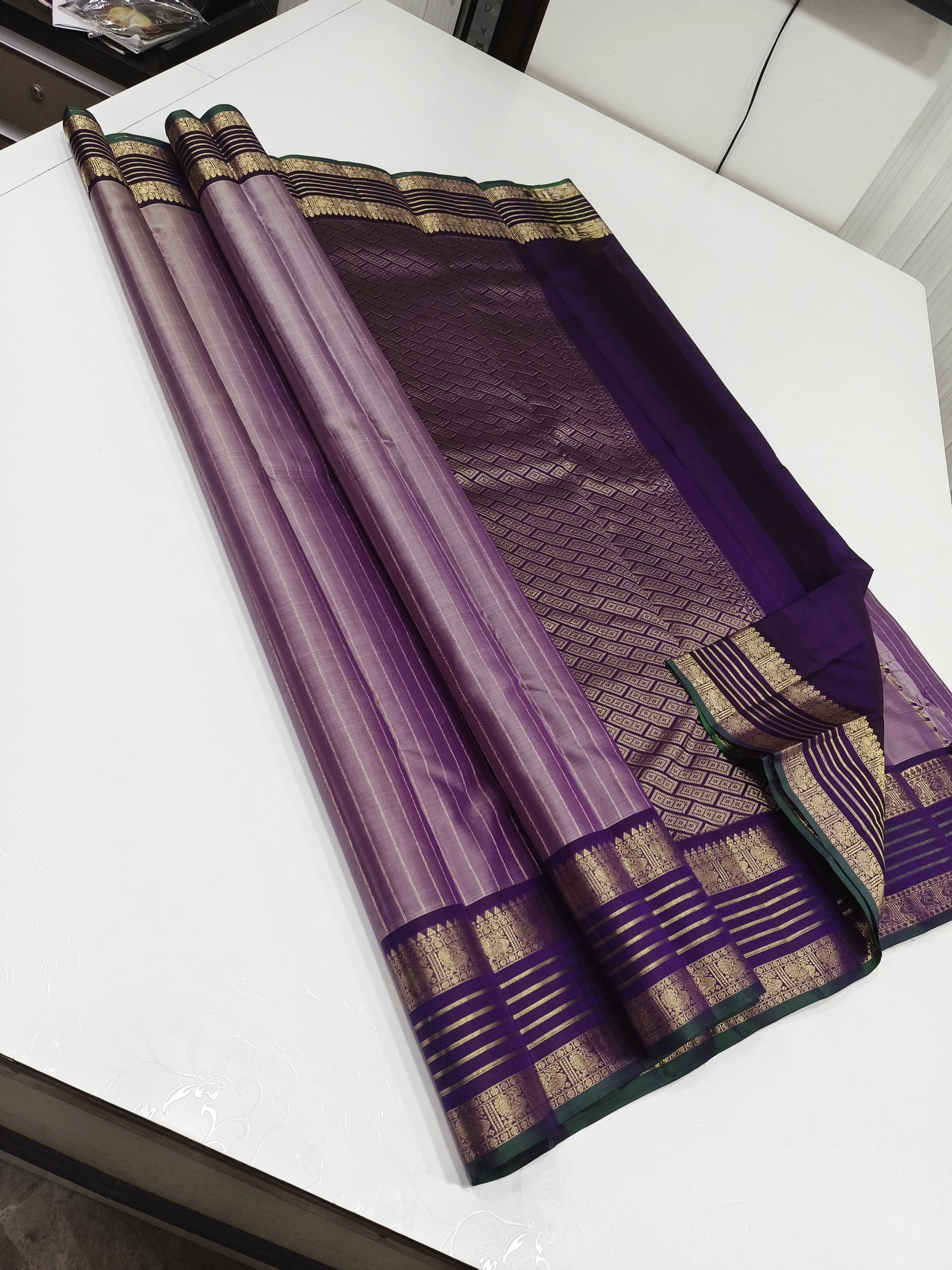 Classic Onion Pink & Plum Purple Kanchipuram Handloom Silk Saree SS25673