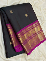 Load image into Gallery viewer, Classic Shadow Blackish Green &amp; Fuchisa Pink 2gm Zari Vintage Elegance Kanchipuram Handloom Silk Saree SS27890
