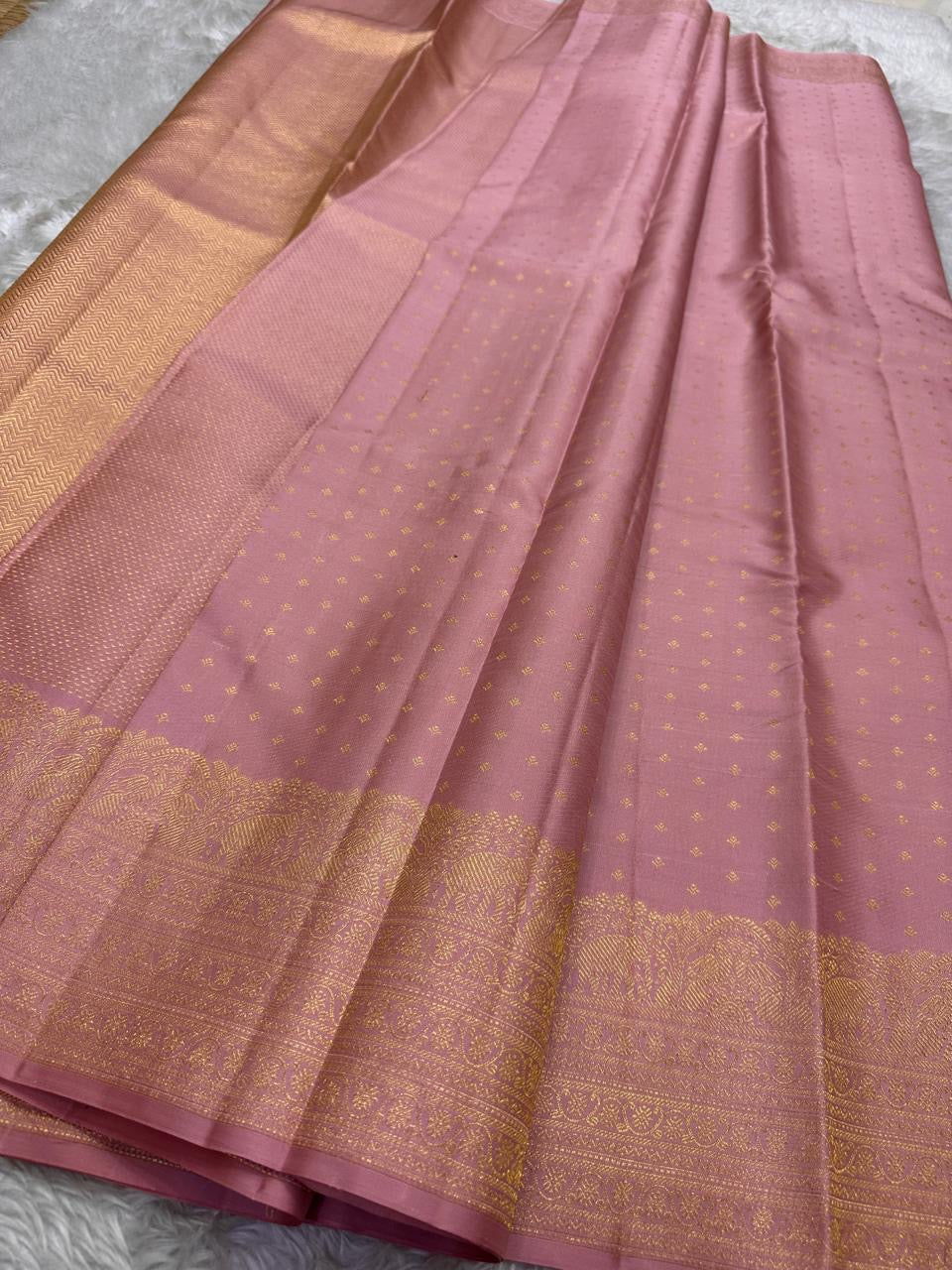 Classic Nude Pink Kanchipuram Handloom Silk Saree SS26220