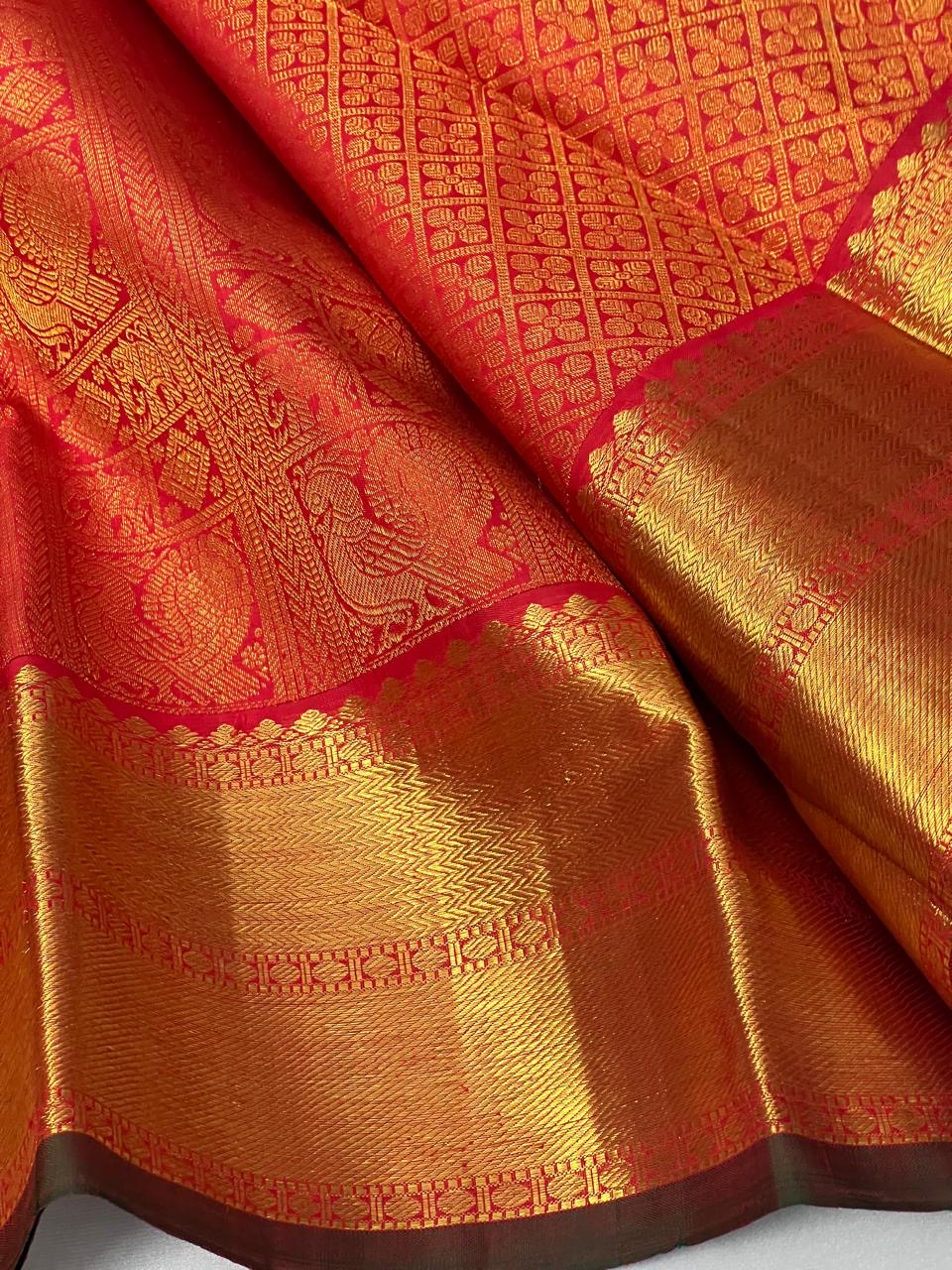 Classic Chilli Red 2gm Zari Bridal Elegance Kanchipuram Handloom Silk Saree SS24764