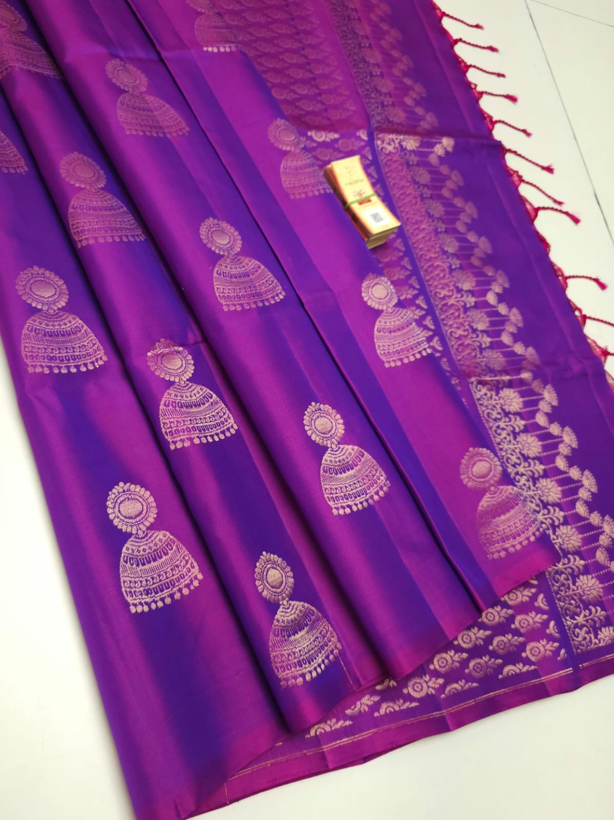 Classic Purple Jhumka Design Elegance Handloom Soft Silk Saree SS22220