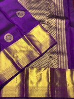 Load image into Gallery viewer, Classic Purple &amp; Red 2gm Zari Elegance Kanchipuram Handloom Silk Saree SS24396
