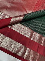 Load image into Gallery viewer, Classic Pine Green &amp; Barn Red 2gm Silver Zari Elegance Kanchipuram Handloom Silk Saree SS25382
