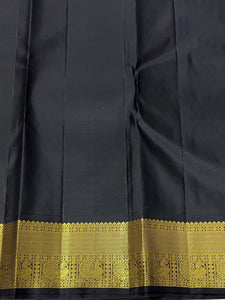 Classic Multichecker & Black 2gm Zari Bridal Elegance Kanchipuram Handloom Silk Saree SS24769