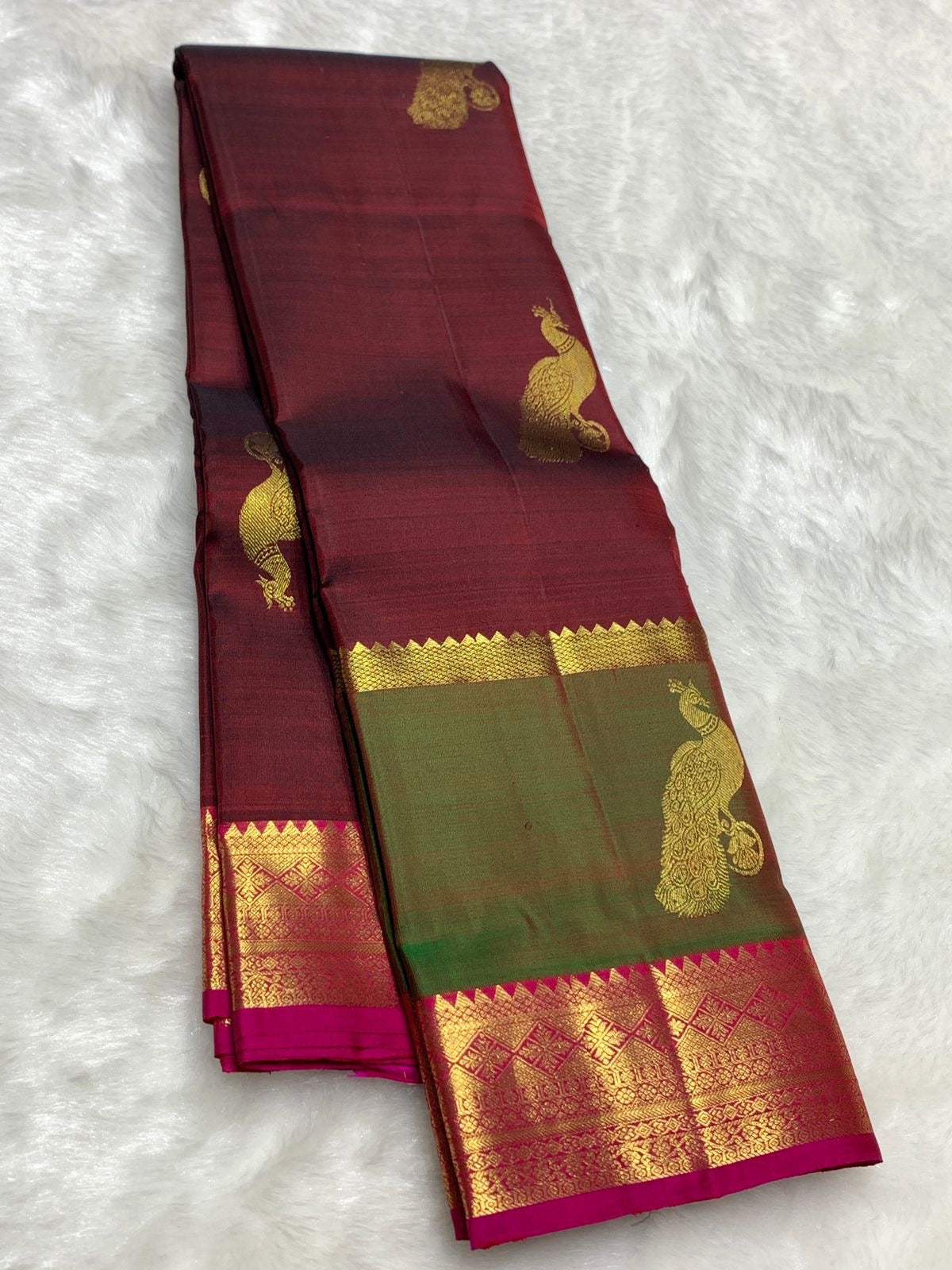 Classic Green & Brown 2gm Zari Elegance Kanchipuram Handloom Silk Saree SS25372