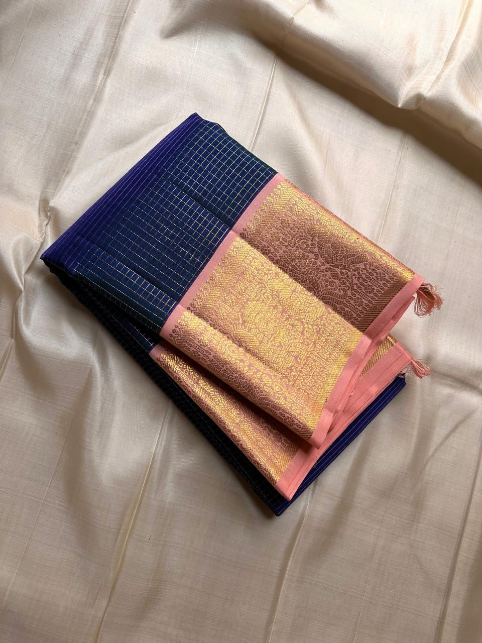 Classic Royal Blue & Baby Pink Kanchipuram Handloom Silk Saree SS26027