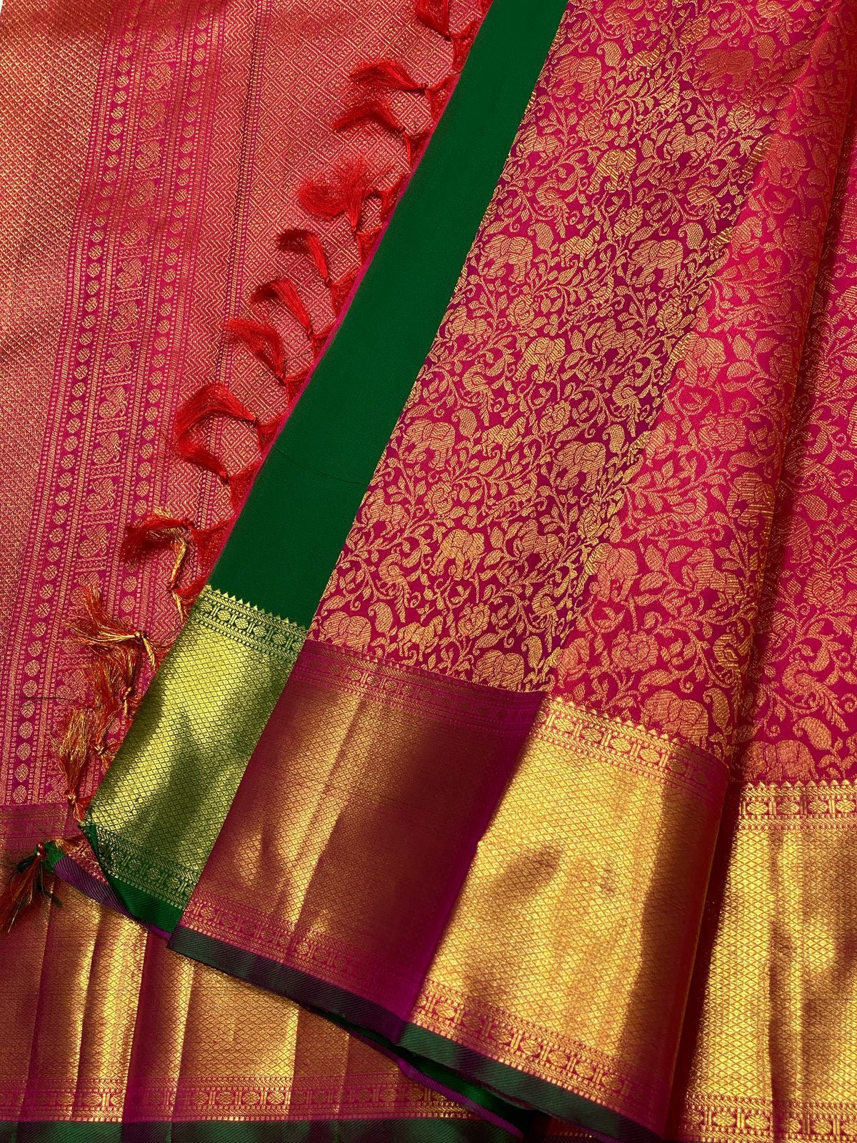 Classic Deep Pink & Dark Green 2gm Zari Kanchipuram Handloom Silk Saree SS25616