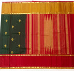 Load image into Gallery viewer, Classic Bottle Green &amp; Reddish Maroon Chocolate 3gm Zari Elegance Kanchipuram Handloom Silk Saree SS27561
