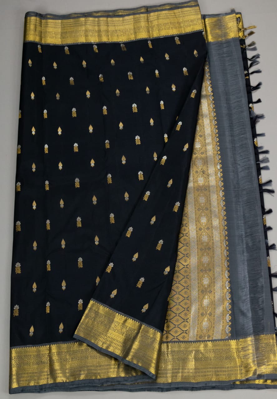 Classic Charcoal Black & Silver Grey Elegance Kanchipuram Handloom Silk Saree SS20651