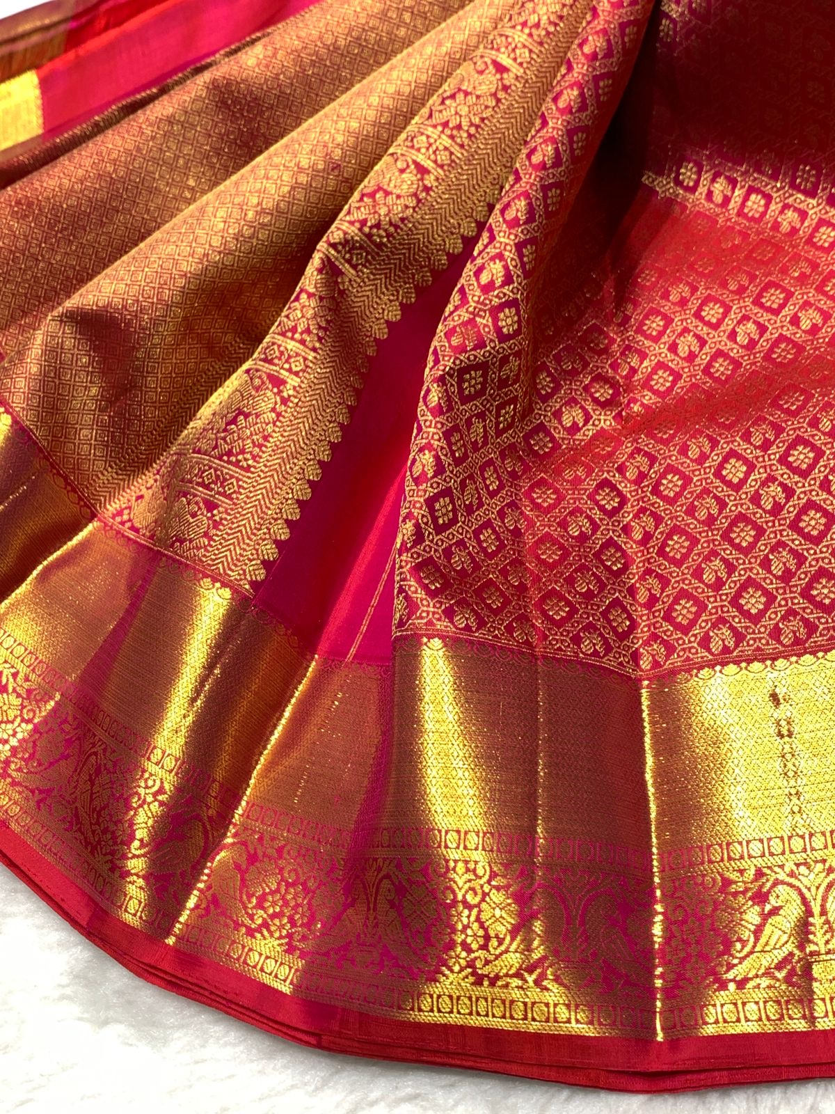 Classic Garnet Red 2gm Zari Bridal Elegance Kanchipuram Handloom Silk Saree SS24101