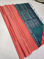 Load image into Gallery viewer, Classic Rosy Peach &amp; Metallic Blue Elegance Handloom Soft Silk Saree SS25668
