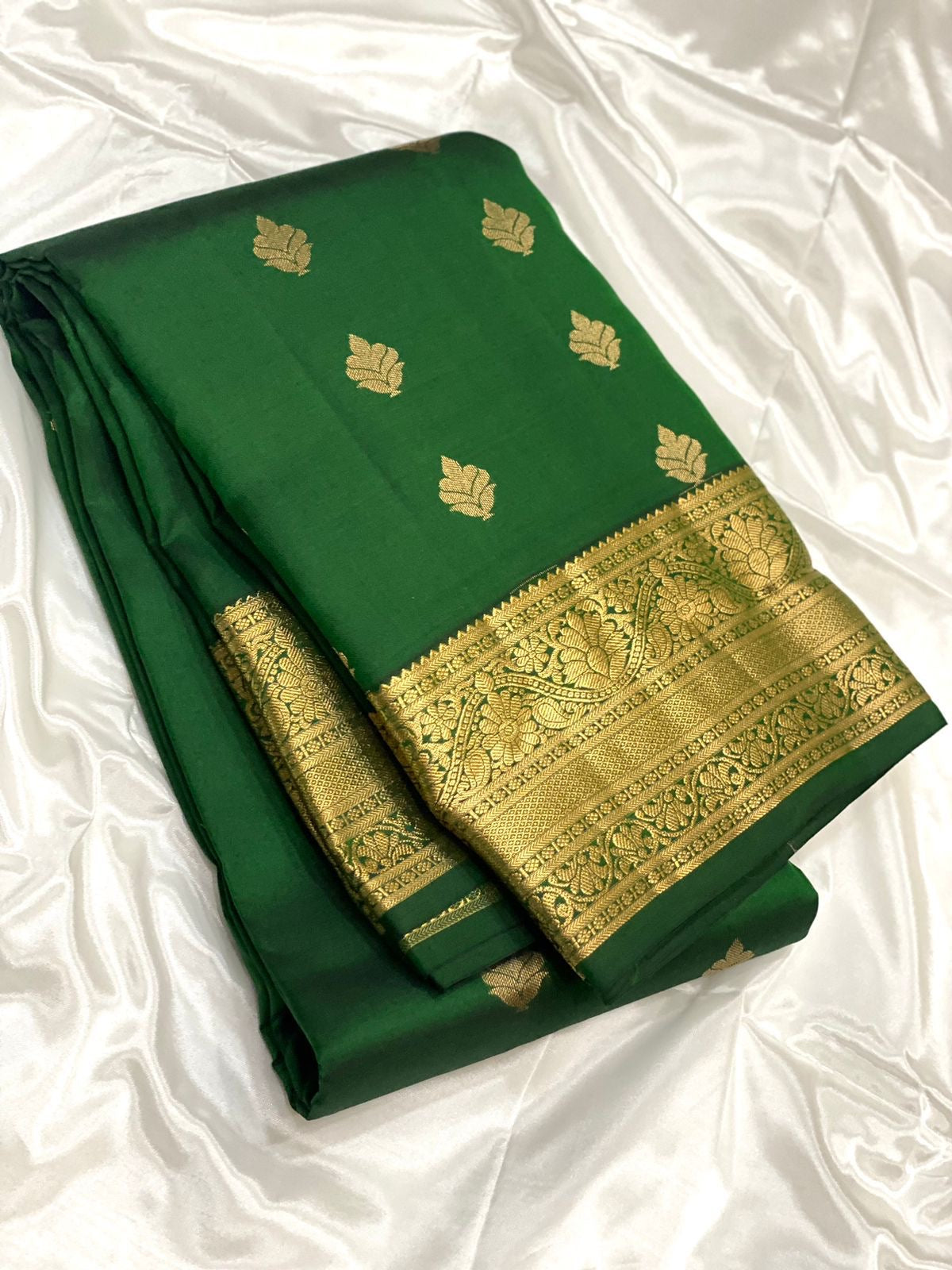 Classic Green 1gm Zari Elegance Kanchipuram Handloom Silk Saree SS23472