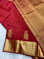 Load image into Gallery viewer, Classic Brick Red 2gm Zari Kanchipuram Handloom Silk Saree SS26501
